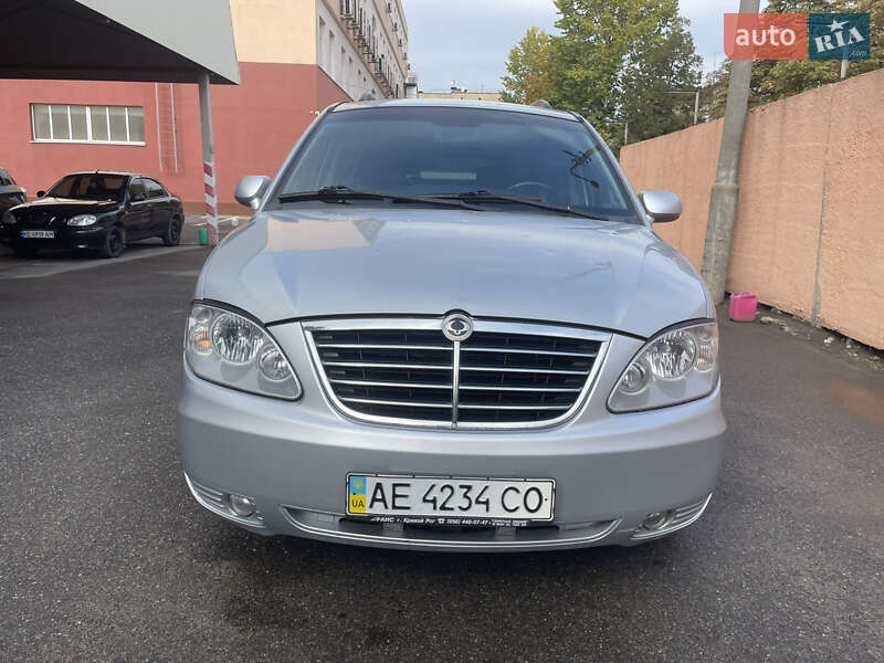 Минивэн SsangYong Rodius 2008 в Кривом Роге фото 2 Минивэн SsangYong Rodius 2008 в Кривом Роге