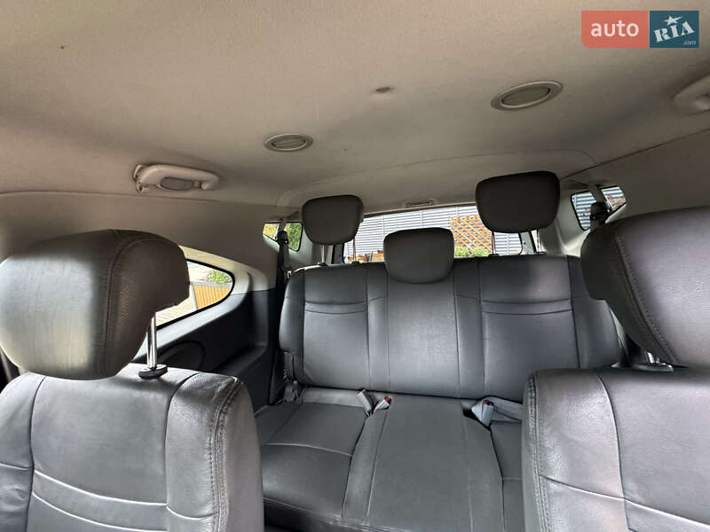 Минивэн SsangYong Rodius 2008 в Тернополе фото 19 Минивэн SsangYong Rodius 2008 в Тернополе