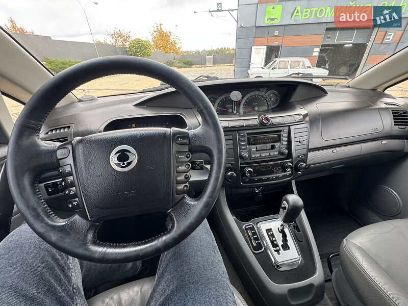 Минивэн SsangYong Rodius 2008 в Тернополе фото 28 Минивэн SsangYong Rodius 2008 в Тернополе