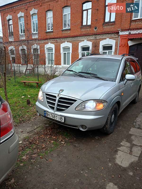 Минивэн SsangYong Rodius 2005 в Владимире фото 2 Минивэн SsangYong Rodius 2005 в Владимире