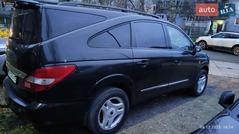 Мінівен SsangYong Rodius 2005 в Білгороді-Дністровському