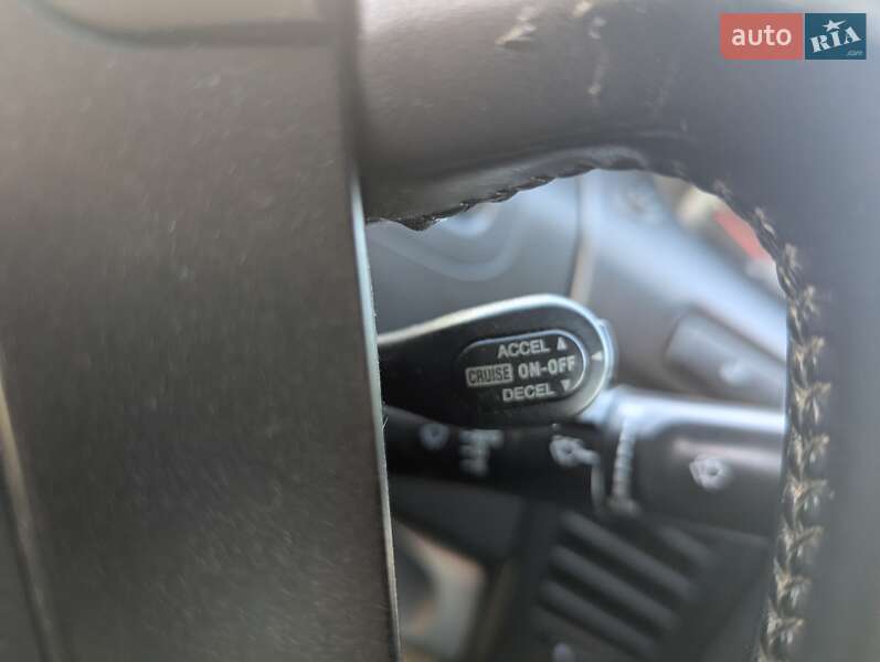 Минивэн SsangYong Rodius 2006 в Киеве фото 19 Минивэн SsangYong Rodius 2006 в Киеве