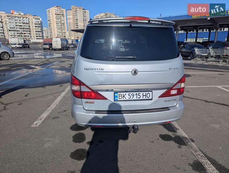 Минивэн SsangYong Rodius 2006 в Киеве фото 36 Минивэн SsangYong Rodius 2006 в Киеве