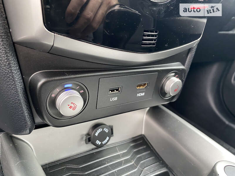 Внедорожник / Кроссовер SsangYong Tivoli 2015 в Львове фото 19 Внедорожник / Кроссовер SsangYong Tivoli 2015 в Львове