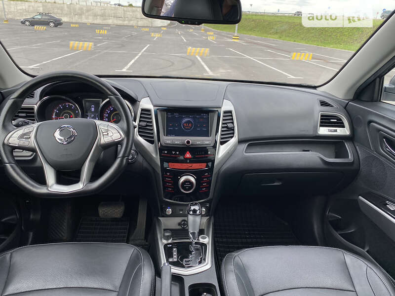 Внедорожник / Кроссовер SsangYong Tivoli 2015 в Львове фото 25 Внедорожник / Кроссовер SsangYong Tivoli 2015 в Львове