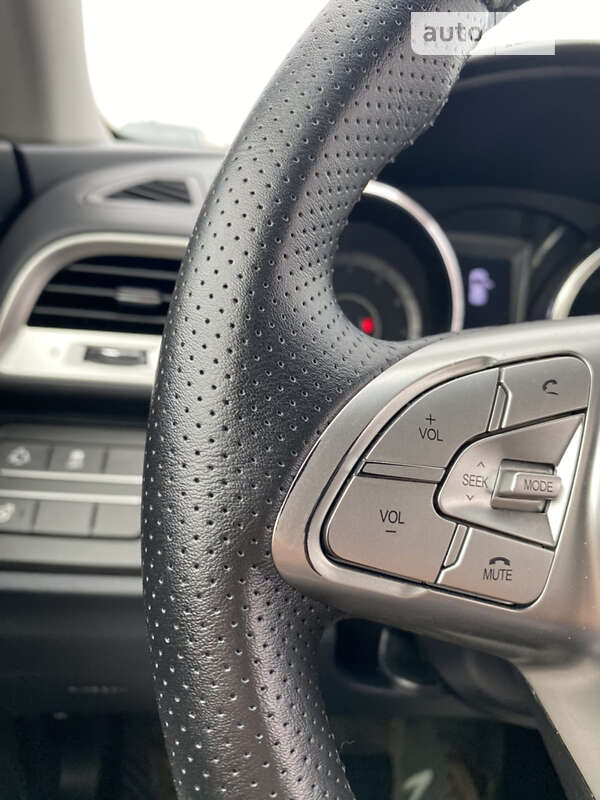 Внедорожник / Кроссовер SsangYong Tivoli 2015 в Львове фото 20 Внедорожник / Кроссовер SsangYong Tivoli 2015 в Львове