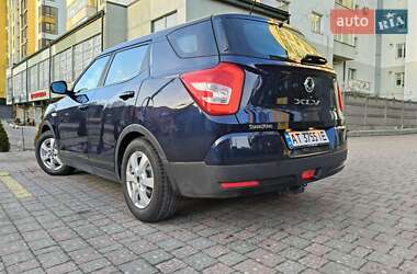 Позашляховик / Кросовер SsangYong Tivoli 2016 в 