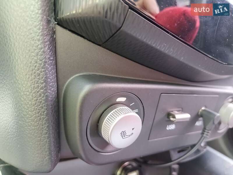 Внедорожник / Кроссовер SsangYong Tivoli 2016 в Черкассах