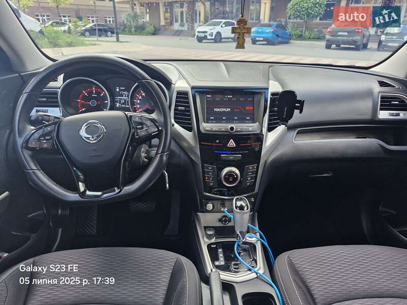 Внедорожник / Кроссовер SsangYong Tivoli 2018 в Софиевской Борщаговке