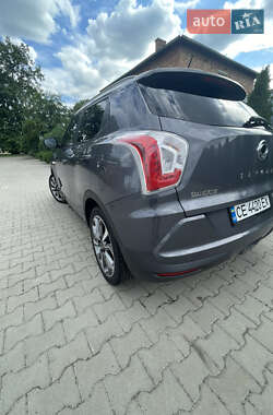 Внедорожник / Кроссовер SsangYong Tivoli 2015 в 