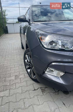 Внедорожник / Кроссовер SsangYong Tivoli 2015 в 