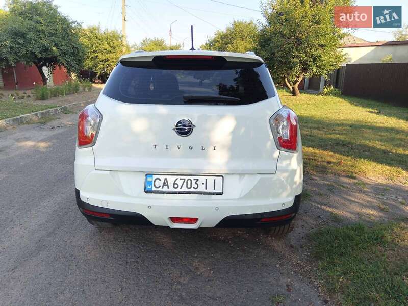Внедорожник / Кроссовер SsangYong Tivoli 2017 в Черкассах фото 12 Внедорожник / Кроссовер SsangYong Tivoli 2017 в Черкассах