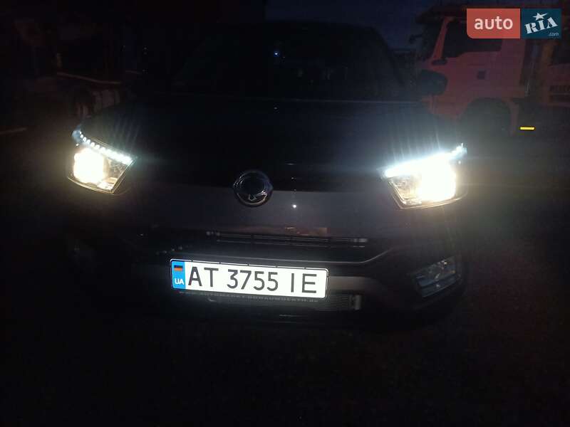 Внедорожник / Кроссовер SsangYong XLV 2016 в Ивано-Франковске