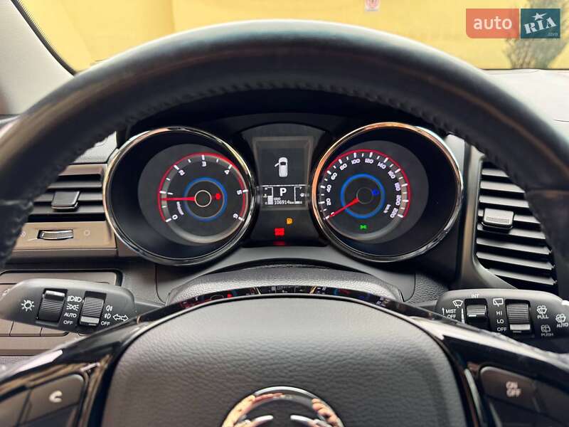 Внедорожник / Кроссовер SsangYong XLV 2016 в Стрые