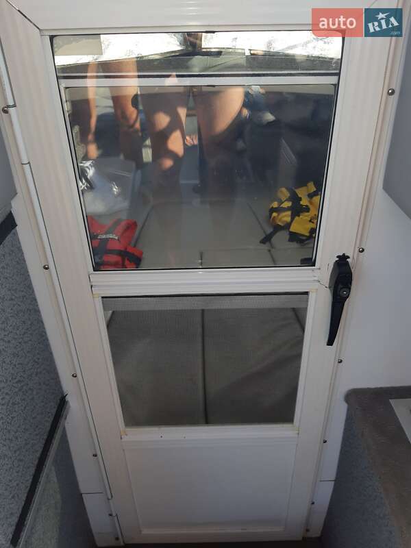 Катер Starcraft Islander 2008 в Киеве