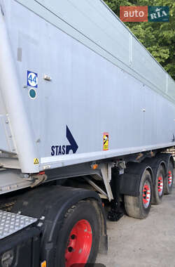 Зерновоз - напівпричіп STAS S 300CX 2013 в Хмельницькому