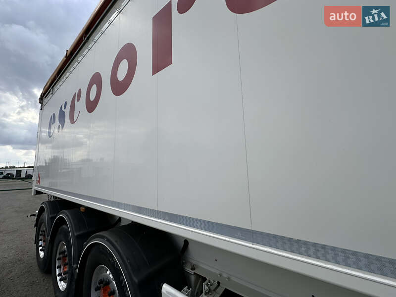 Самоскид напівпричіп STAS S 300CX 2015 в Умані