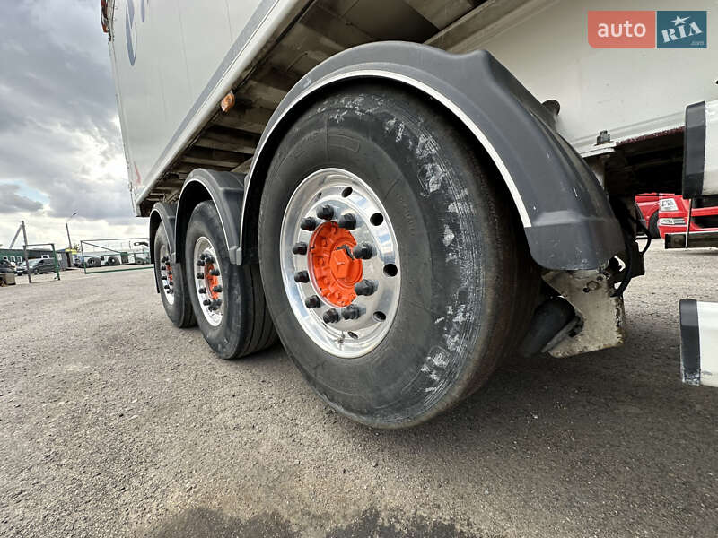 Самоскид напівпричіп STAS S 300CX 2015 в Умані