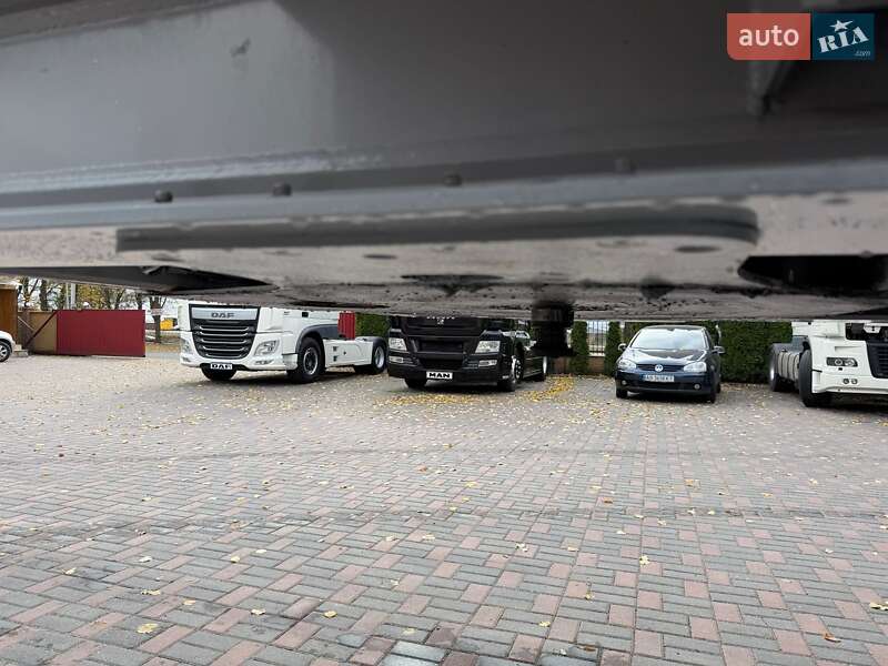 Самосвал полуприцеп STAS S300 2015 в Виннице