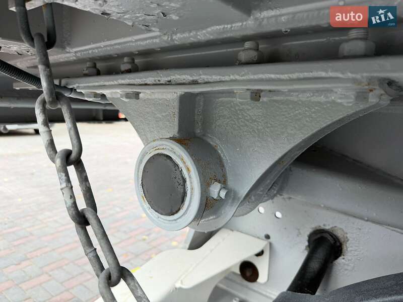 Самосвал полуприцеп STAS S300 2015 в Виннице