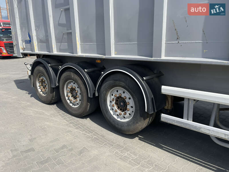 Зерновоз - полуприцеп STAS S34 2005 в Луцке