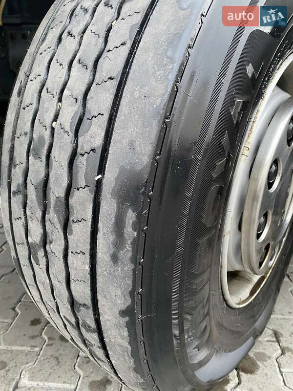 Зерновоз - напівпричіп STAS S3 2002 в Вінниці