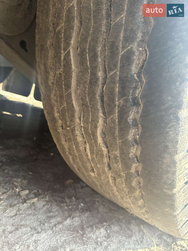 Самоскид напівпричіп STAS SA 33-9K 2002 в Рівному