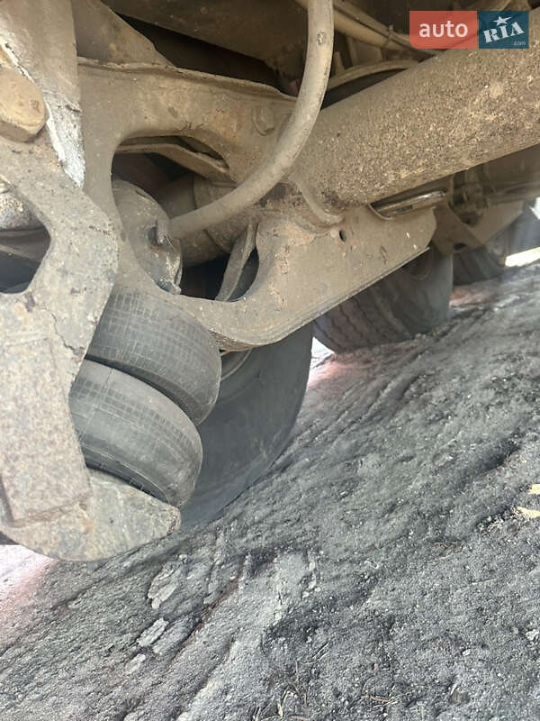 Самоскид напівпричіп STAS SA 33-9K 2002 в Рівному