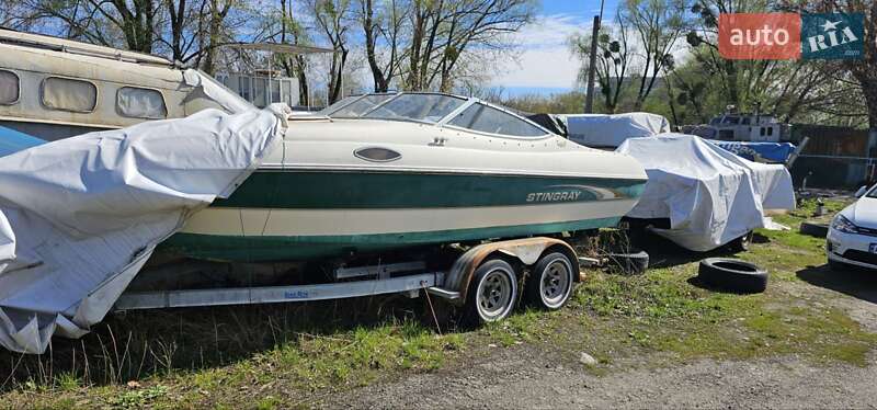 Катер Stingray 200 CS 2002 в Киеве
