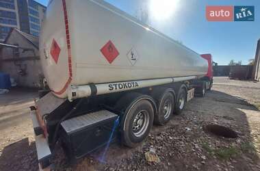 Цистерна напівпричіп Stokota 3NC38 2005 в 