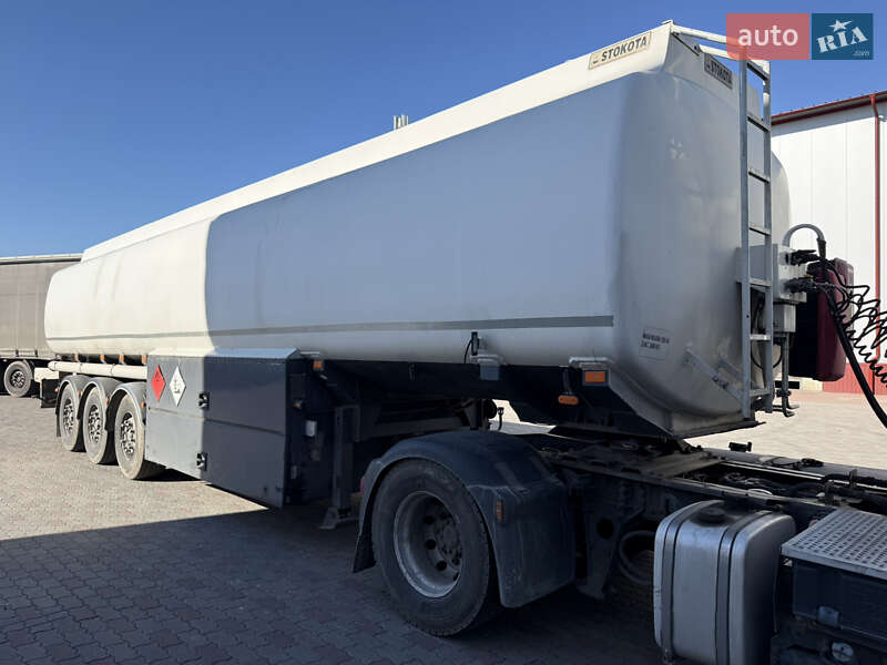 Цистерна полуприцеп Stokota OPL 1999 в Городке