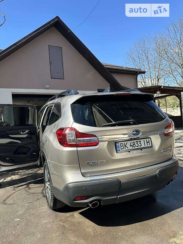 Внедорожник / Кроссовер Subaru Ascent 2019 в Ровно