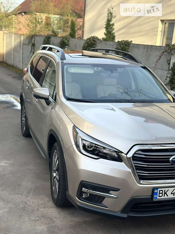 Внедорожник / Кроссовер Subaru Ascent 2019 в Ровно