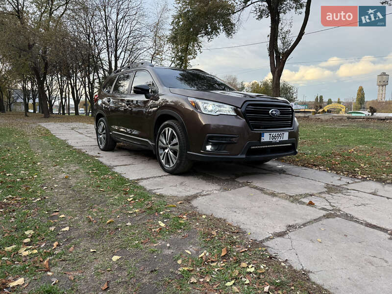 Внедорожник / Кроссовер Subaru Ascent 2018 в Днепре