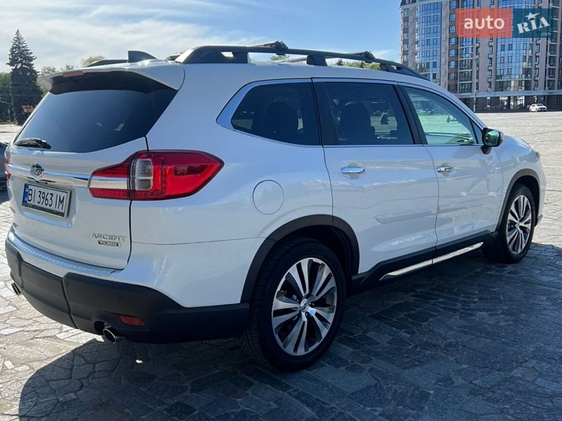 Внедорожник / Кроссовер Subaru Ascent 2018 в Кременчуге