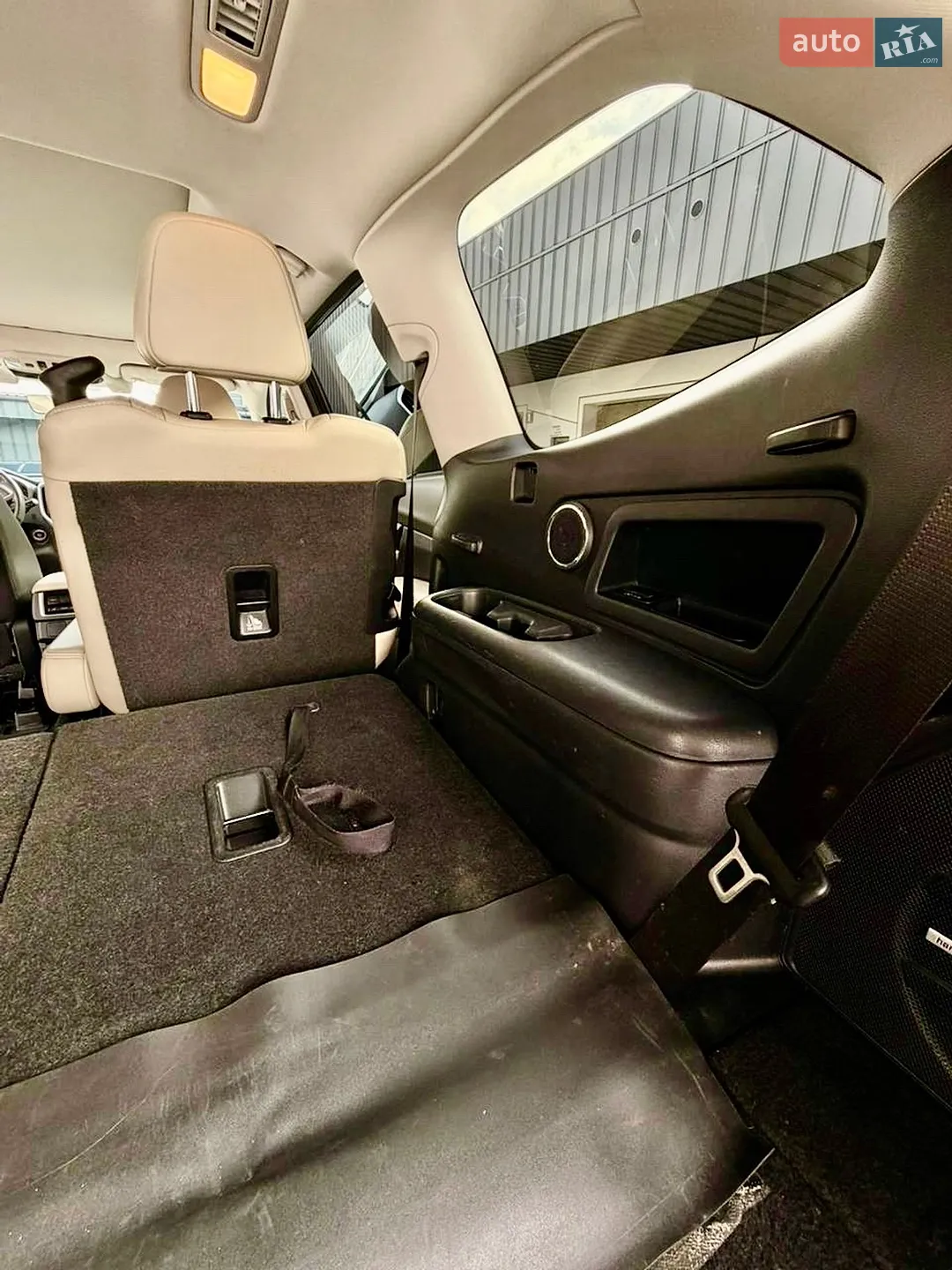 2019 Subaru Ascent - мініатюра 15