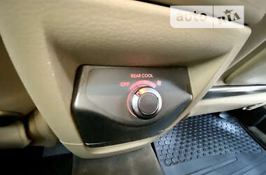 Внедорожник / Кроссовер Subaru B9 Tribeca 2005 в 