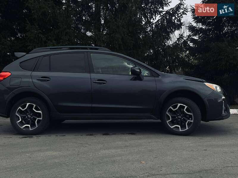 Внедорожник / Кроссовер Subaru Crosstrek 2016 в Каменке-Бугской