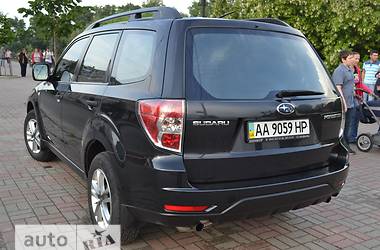 Внедорожник / Кроссовер Subaru Forester 2008 в 