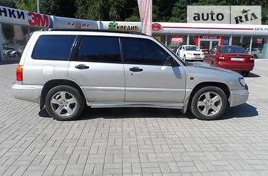 Внедорожник / Кроссовер Subaru Forester 1999 в Днепре