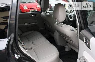 Внедорожник / Кроссовер Subaru Forester 2009 в 