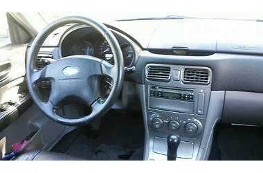 Внедорожник / Кроссовер Subaru Forester 2003 в 