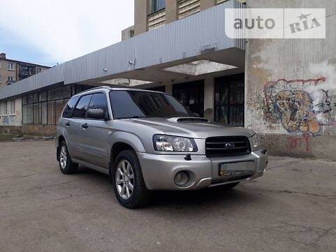 Subaru Forester 2004 года