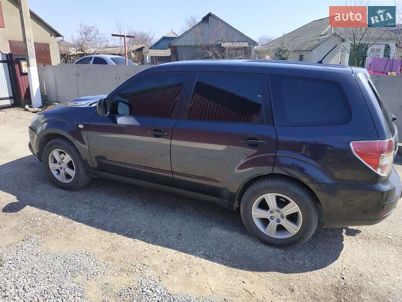 Позашляховик / Кросовер Subaru Forester 2008 в Чернівцях