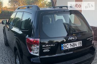 Внедорожник / Кроссовер Subaru Forester 2013 в Львове
