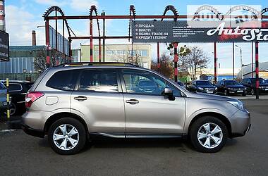 Позашляховик / Кросовер Subaru Forester 2016 в 