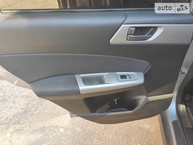 Внедорожник / Кроссовер Subaru Forester 2010 в Ивано-Франковске
