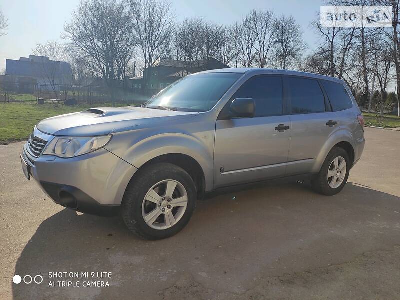 Внедорожник / Кроссовер Subaru Forester 2010 в Ивано-Франковске