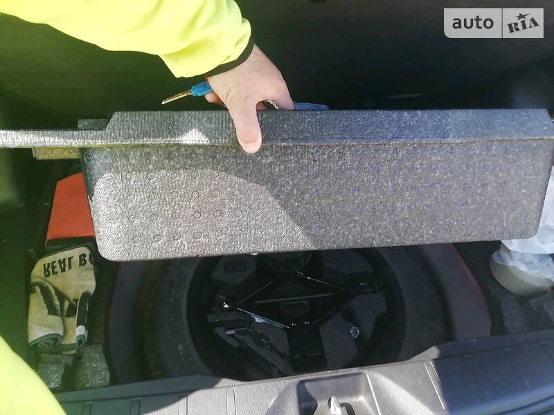 Позашляховик / Кросовер Subaru Forester 2015 в Львові