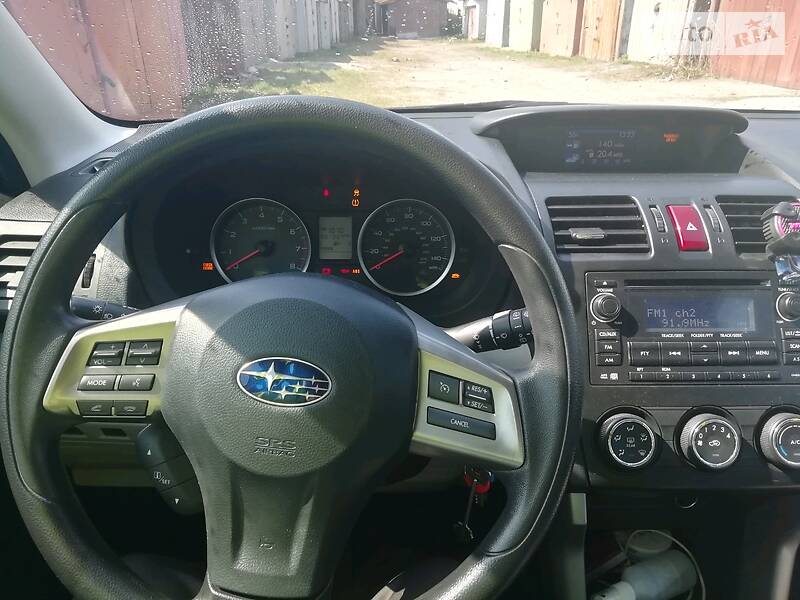 Позашляховик / Кросовер Subaru Forester 2015 в Львові